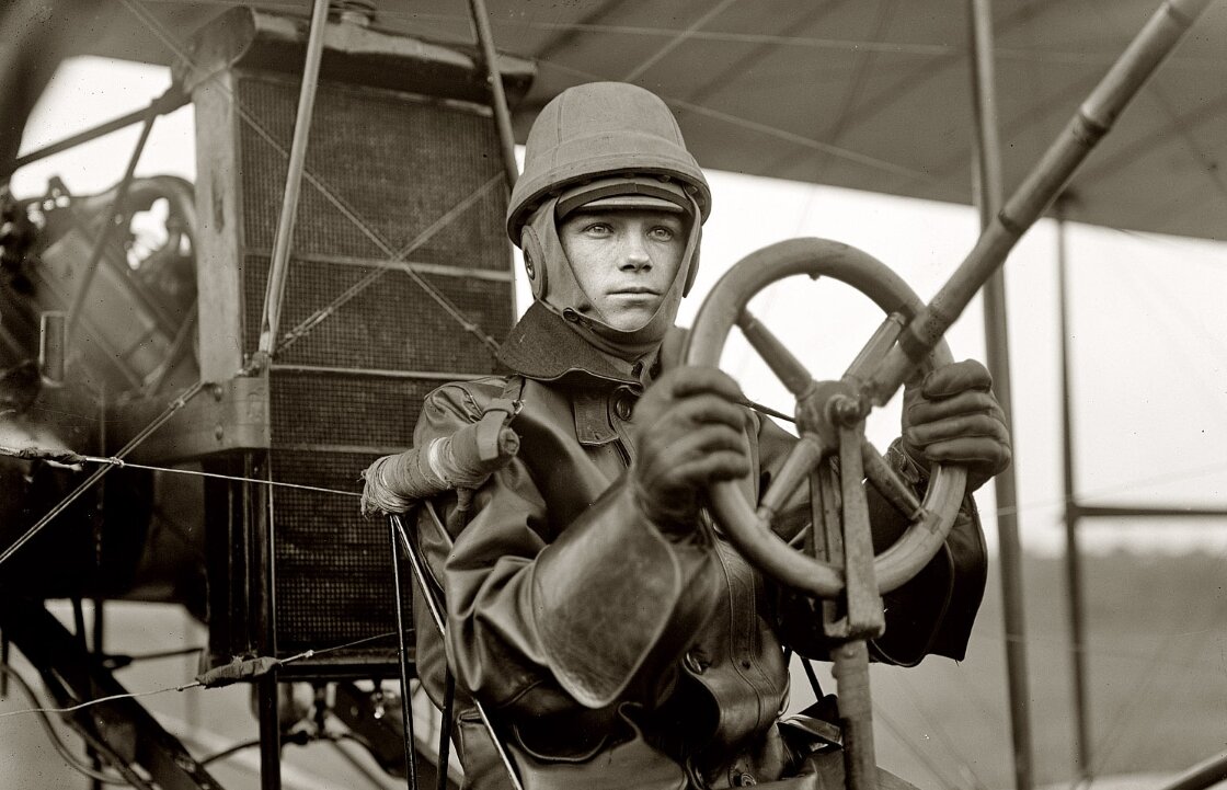 Юный авиатор Игорь Сикорский