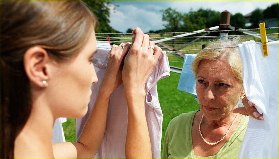 фото взято с https://phrasepro.ru/dzen/svekrov-protiv-nevestki-zabota-o-syne/