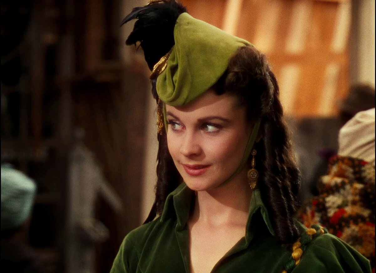 Скарлет Охара во зелёной шляпке