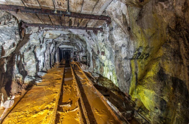 Урановый рудник. Фото отсюда (https://koka-lermont.livejournal.com/10729319.html?replyto=9095527)