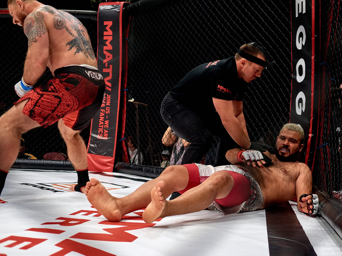 Поединок Сергея Дьяконова с Наталисио Филью