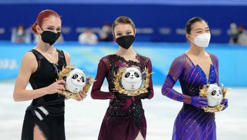 Олимпиада-2022. Награждение. Фото с сайта alarmyk24.ru