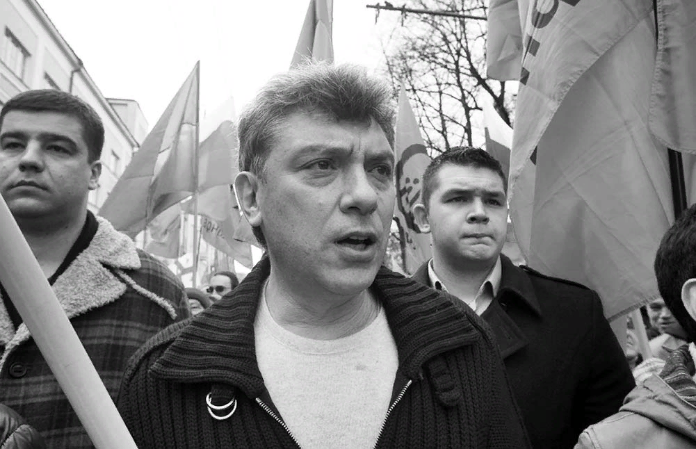 Немцов на митинге.