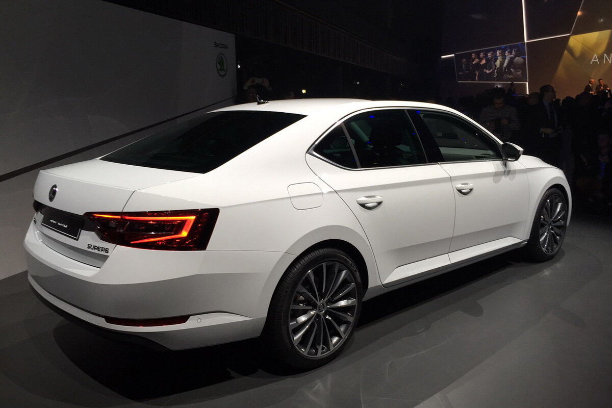 Skoda Superb 