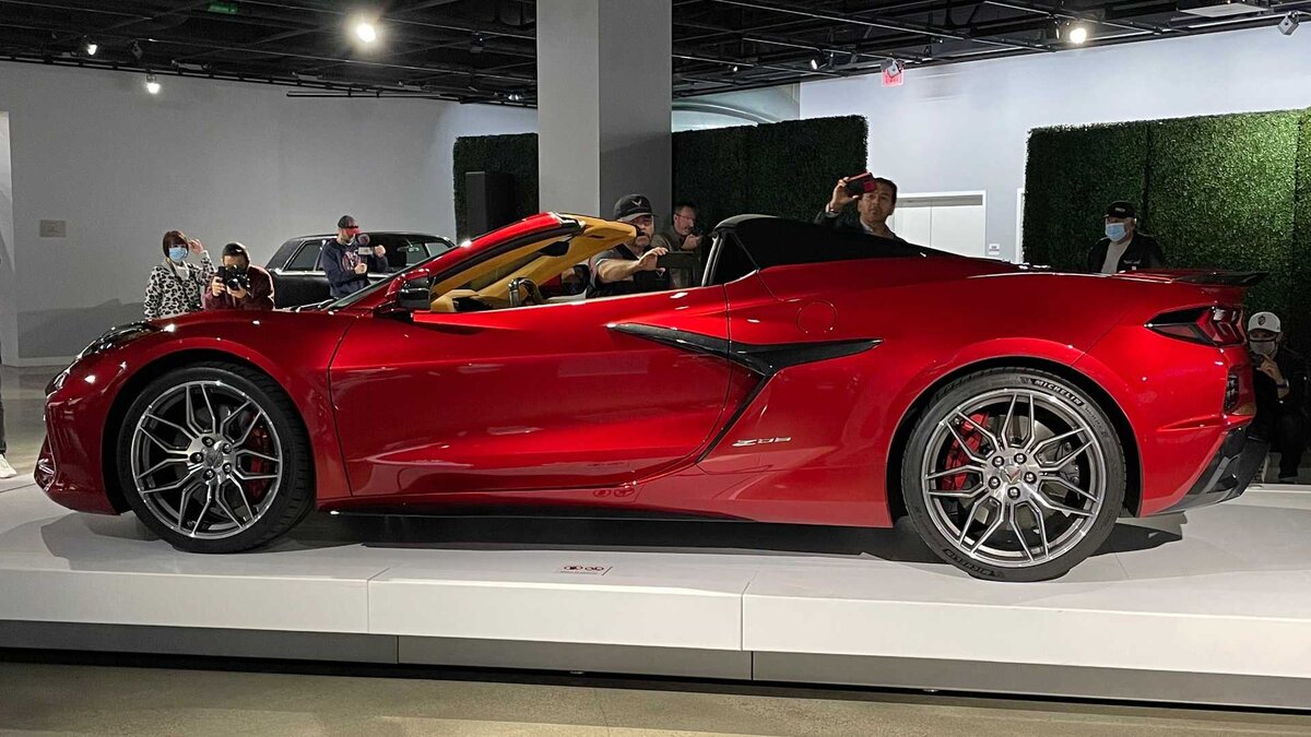 Chevrolet Corvette Z06 2023 года