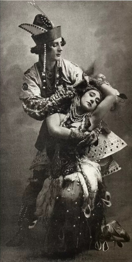 Балет «Жар-птица». Фото: nofixedpoints.com