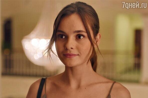 Ангелина стречина фото из сериала сестры Молоды и прекрасны: 20 западных и российских кинозвезд до 27 лет, от которых все