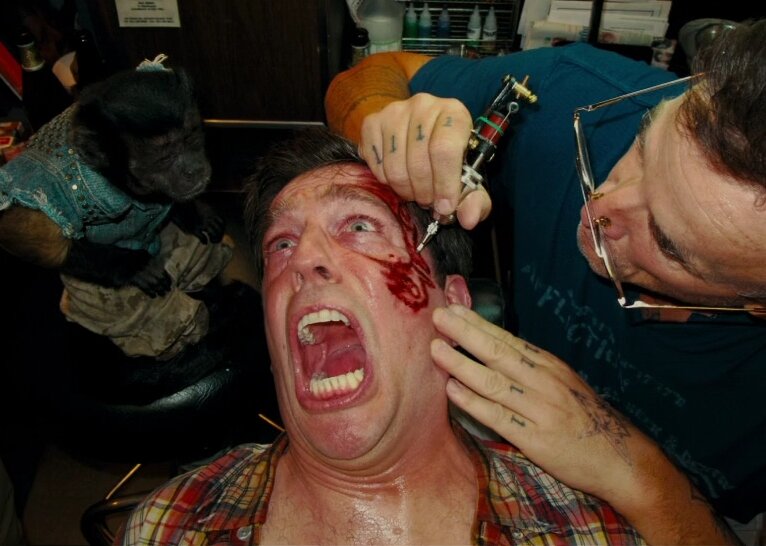 Компромисс - это всегда не то что хотел.  Кадр из "Мальчишник в Вегасе" 