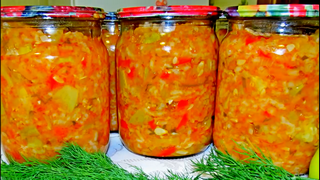 Совершенно готовый гарнир - рис, кабачки, овощи. Всё очень вкусно.