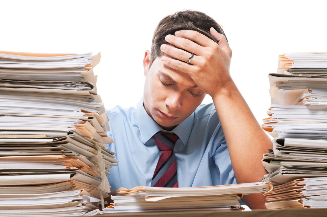 Специалист, который решил изучить изменения всех НПА с 2021 по 2022 год )))