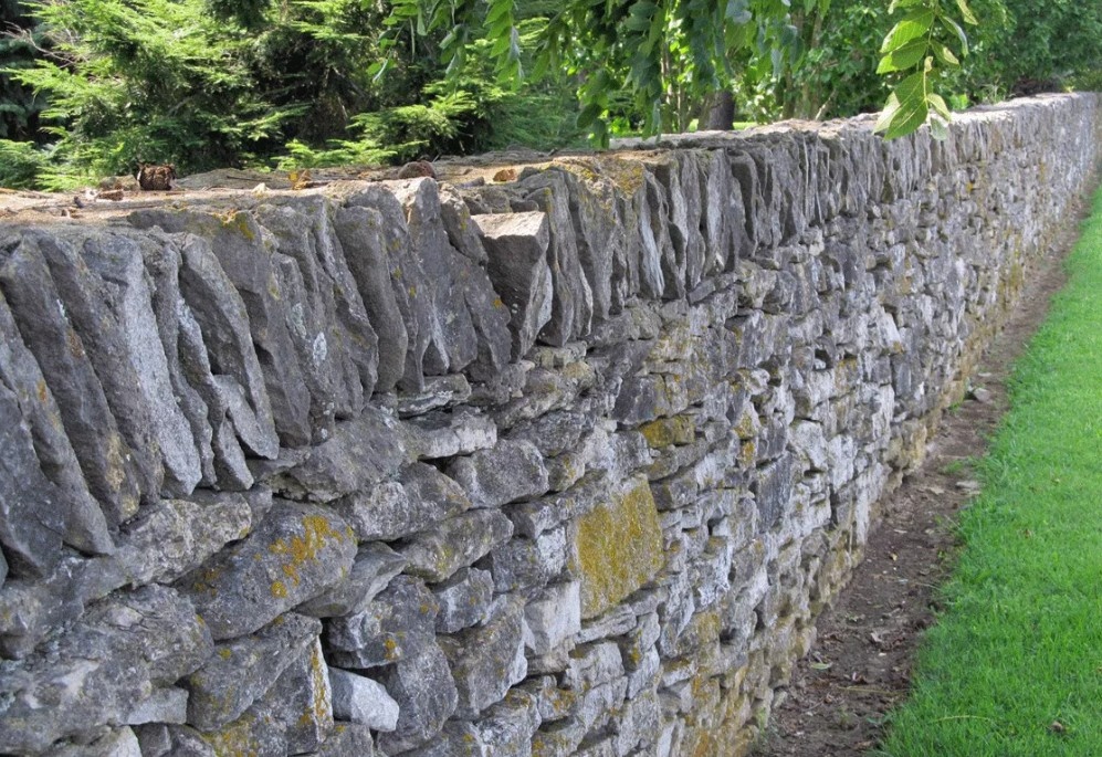 Забор из природного камня #2