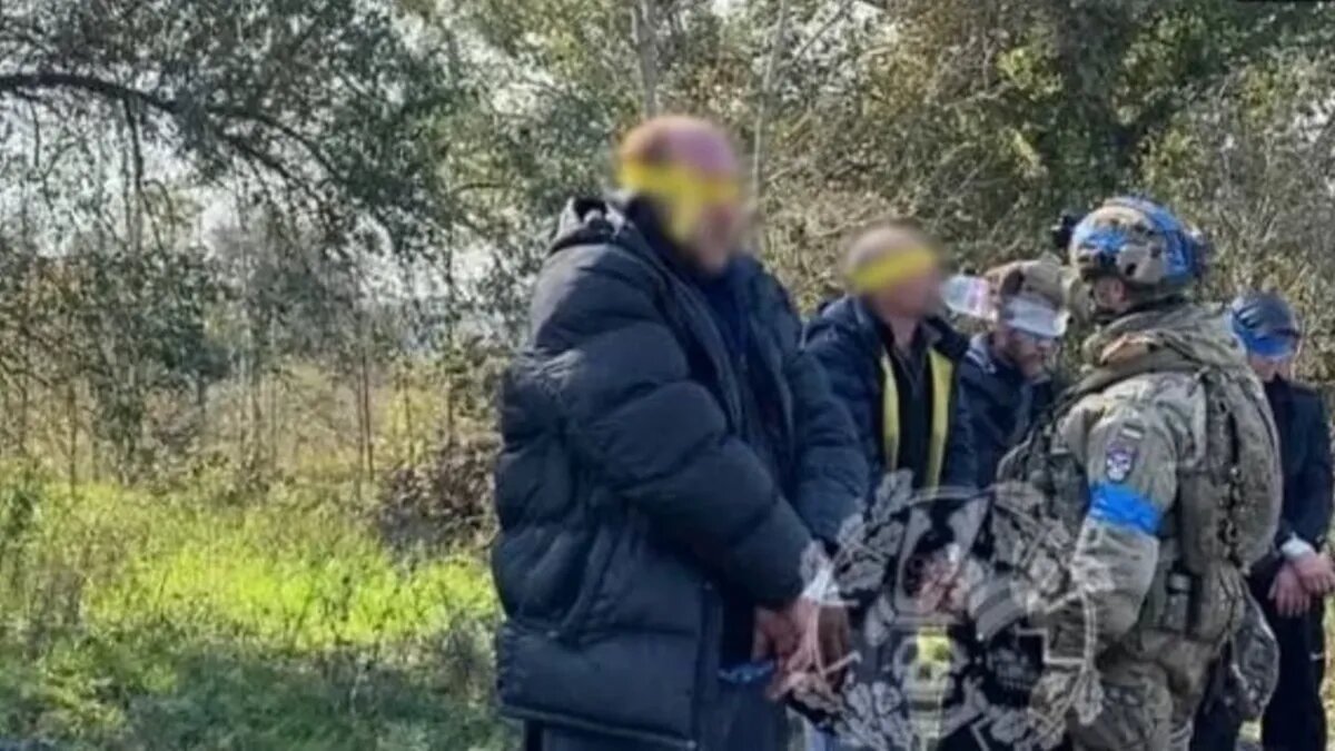 В пьющем воду пленном семья узнала «погибшего» Алексея. Фото: Telegram