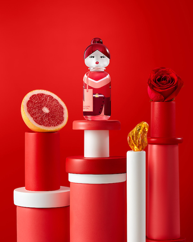 https://sisterland.benettonfragrances.com/en/fragrances/red-rose/