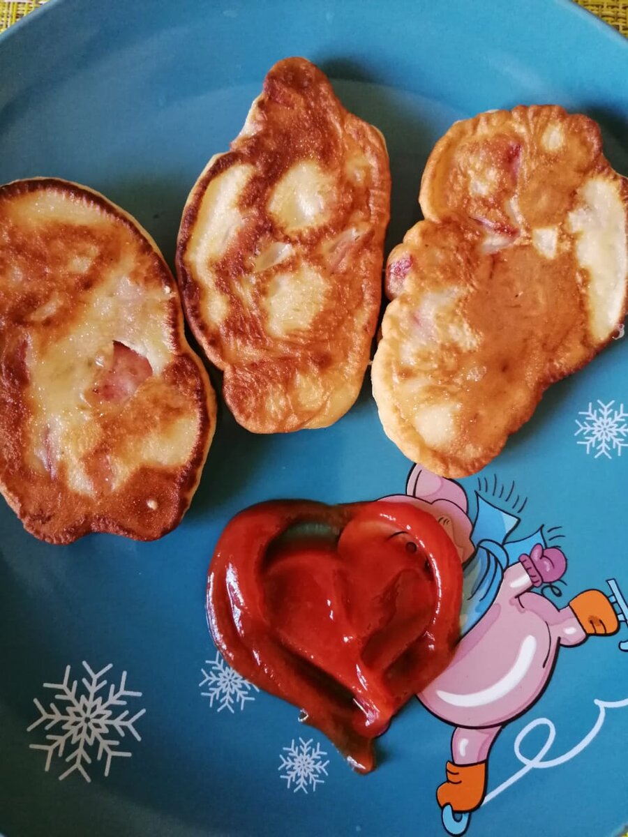 оладьи с колбасой