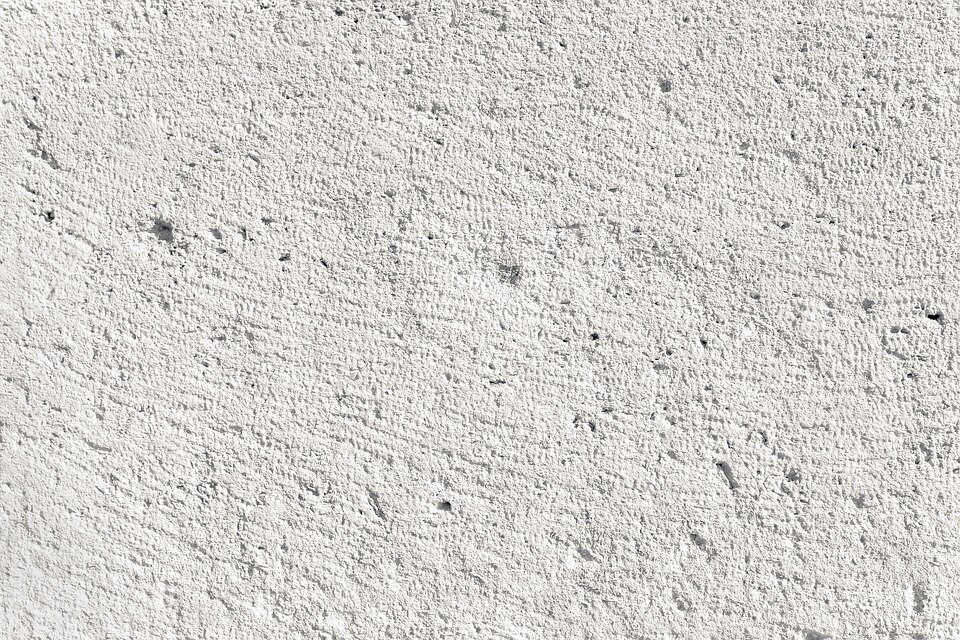 Фото: Pixabay (лично я за все годы путешествий и жизни в Италии НИ РАЗУ не видела дом, в котором на стенах были бы обои)