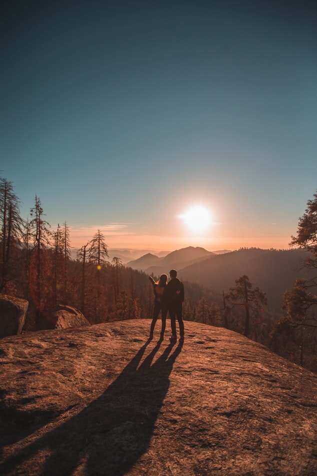 https://unsplash.com/photos/B4gRfP-zcR0