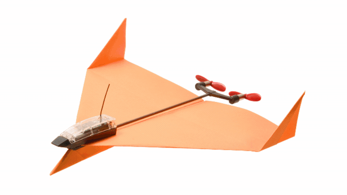 Самолет бумажный теперь уже не важно. Бумажный самолет. Необычные самолетики из бумаги. Маленький самолетик из бумаги. Оригами самолет.