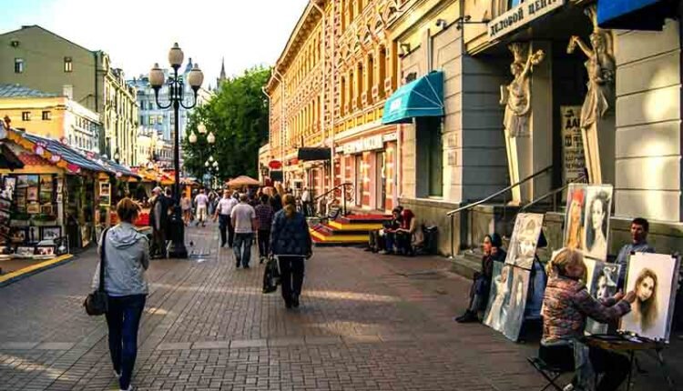 Старый Арбат — главная достопримечательность Москвы