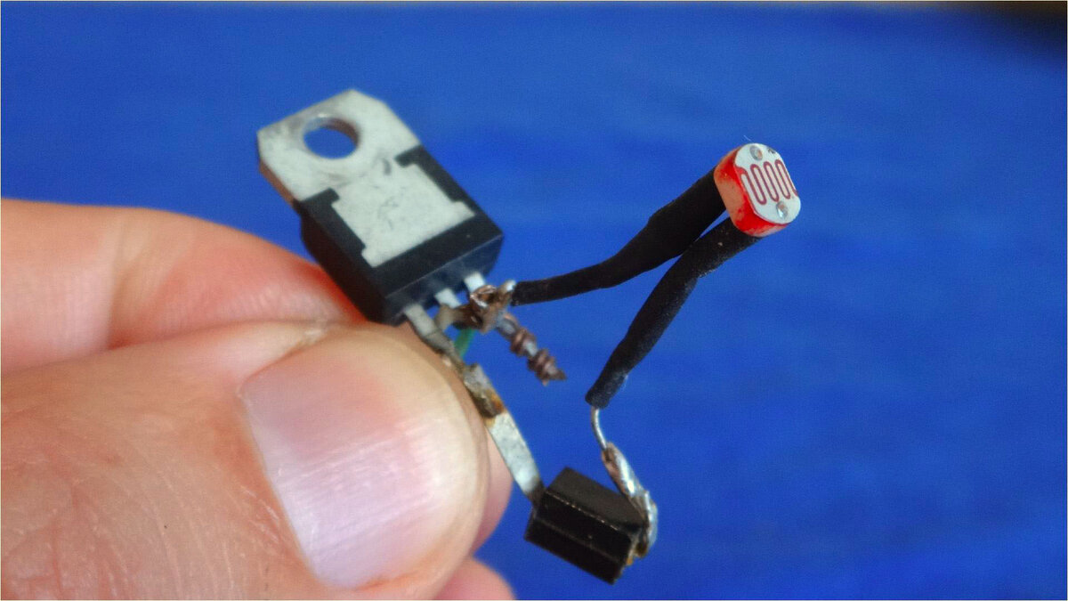 Тиристорный фотодатчик