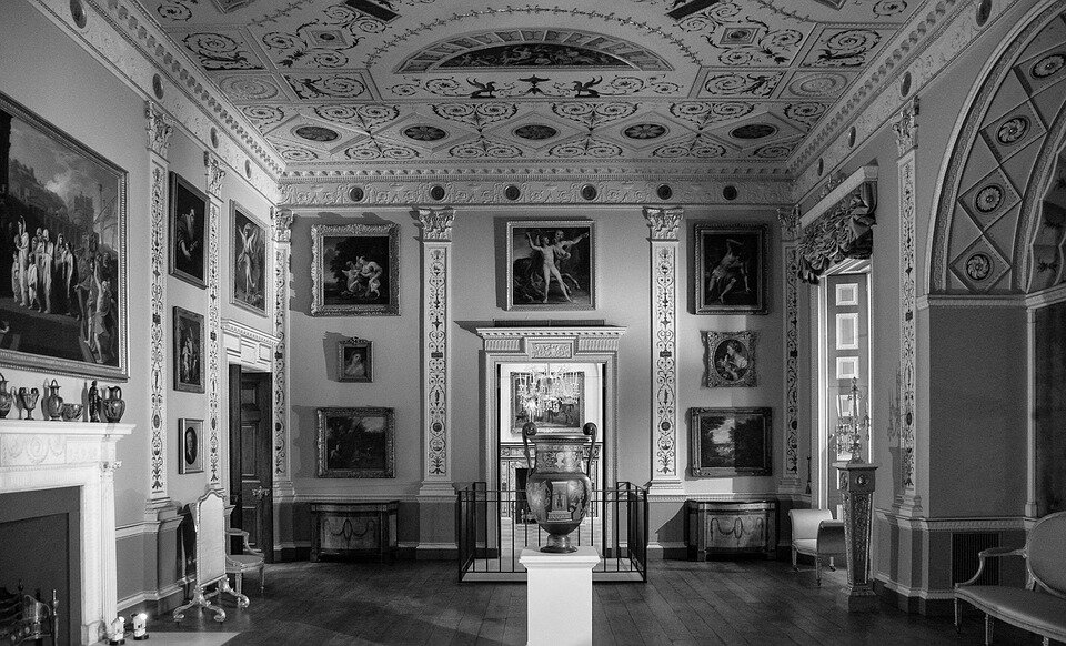 pixabay.com/photos/architecture-indoors-room-art-3223650/