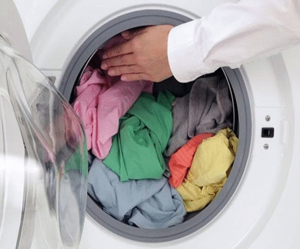 Перегруз стиральной машинки или сколько белья можно загрузить в машинку .