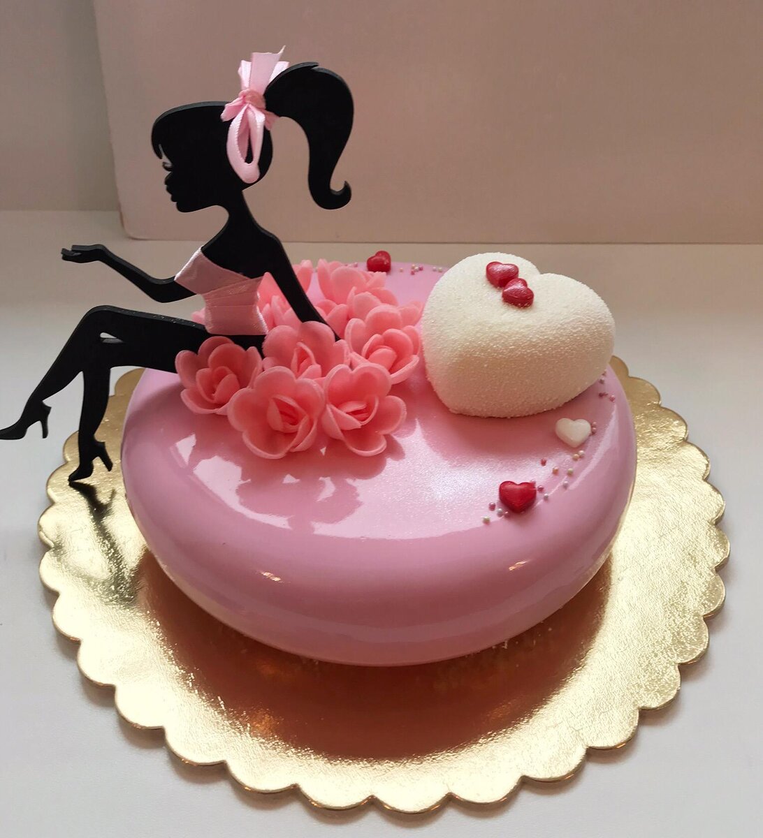 Торт для девушки дизайнера