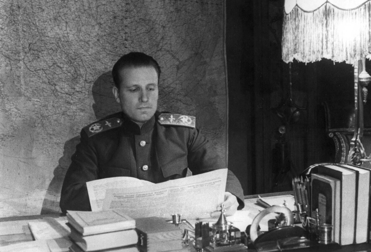 Маршал АДД, Адександр Голованов