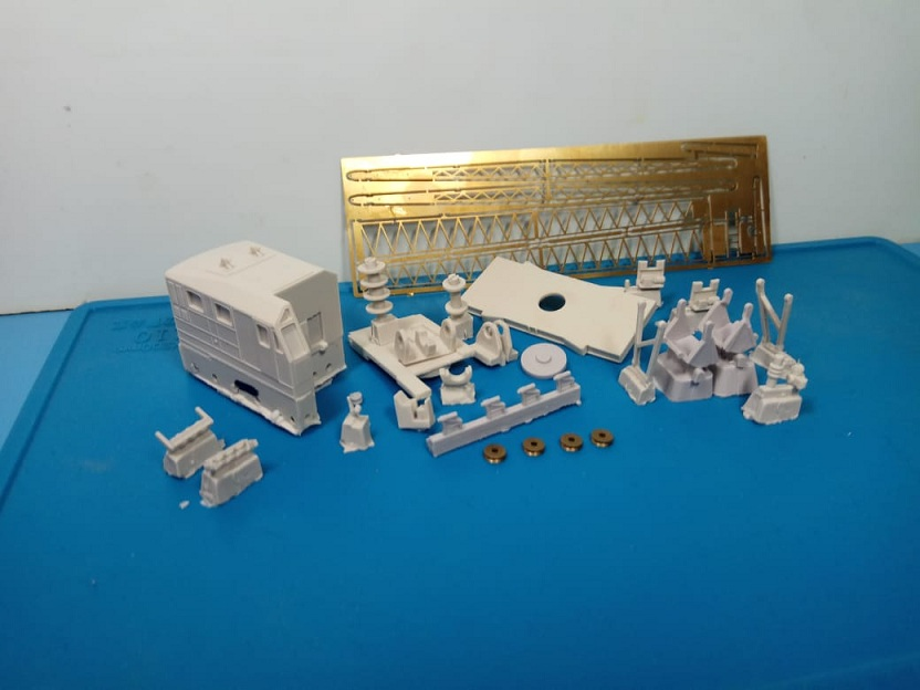 Кит для сборки модели крана КДЭ-151