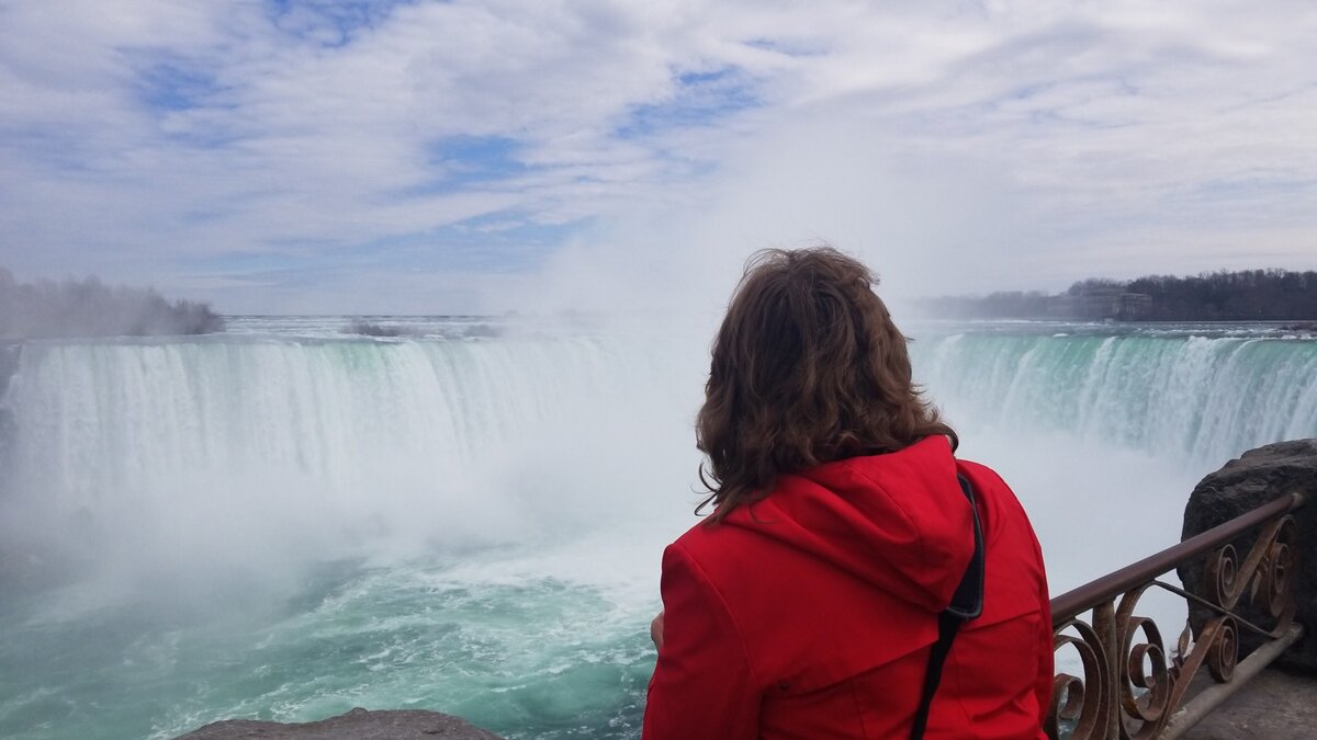 Канадская часть Ниагарского водопада