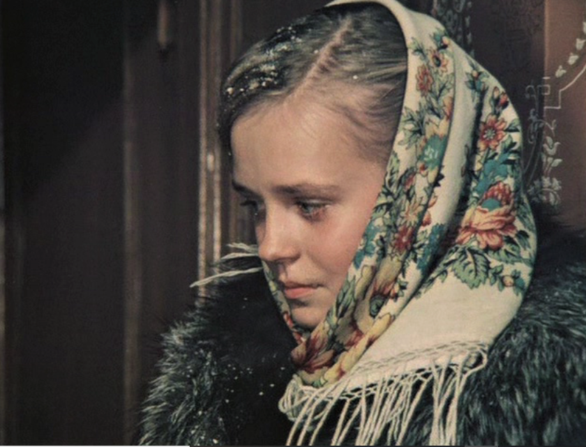 Ирина Иванова в роли Полины в фильме "Мужики!.."