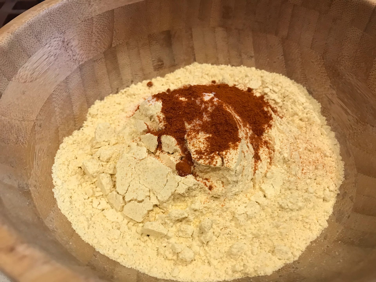 Мука, соль и специи