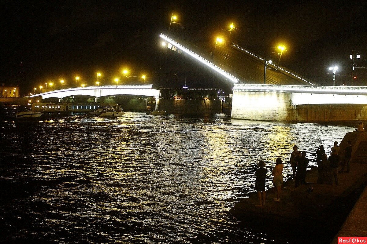 Литейный мост в Санкт-Петербурге. Разводные мосты в Санкт-Петербурге Литейный. Литейный разводной мост Питер.