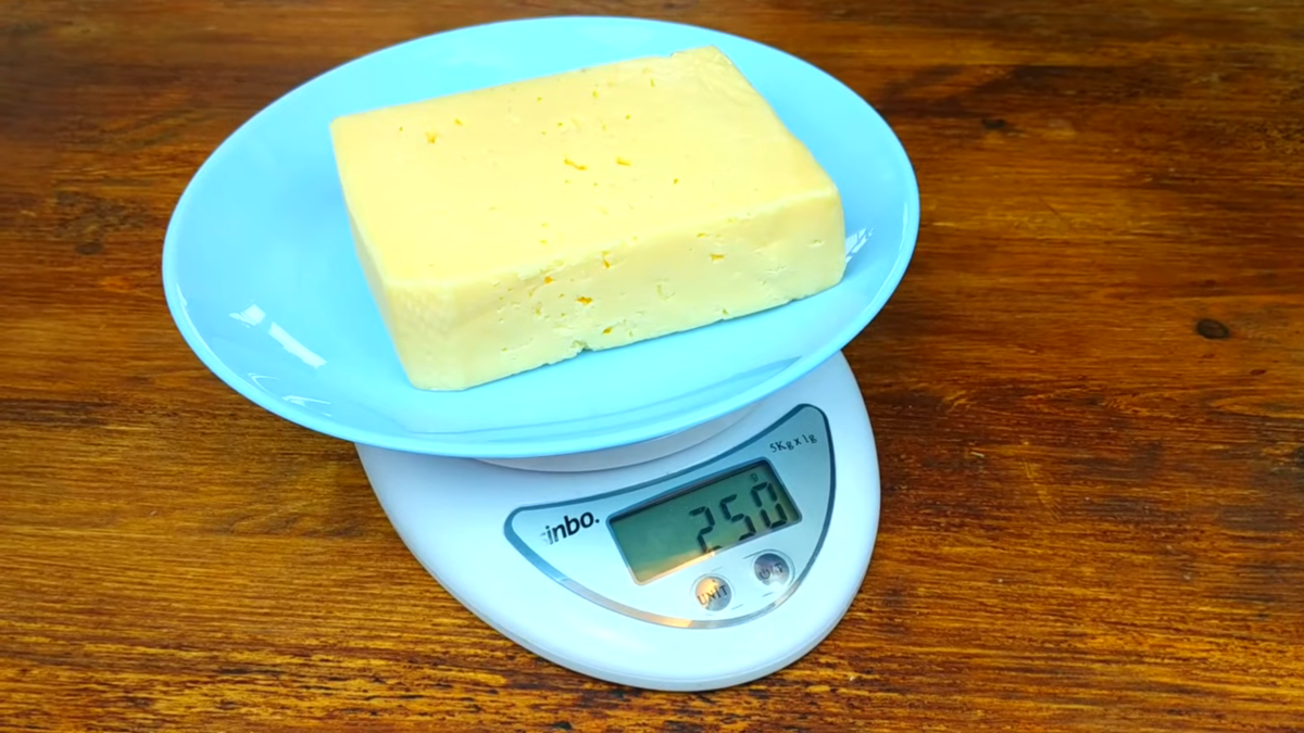 Кусок сыра сколько грамм