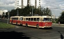  Поезд из двух троллейбусов Škoda 9Tr, соединённых по системе Владимира Веклича[238] в Киеве, 1986 