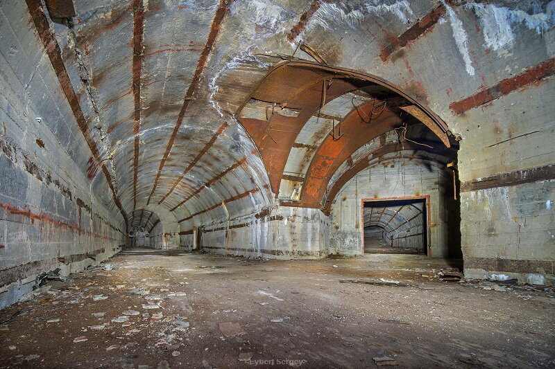 Знаменитая недостроенная секретная подземная база для атомных подводных лодок СССР