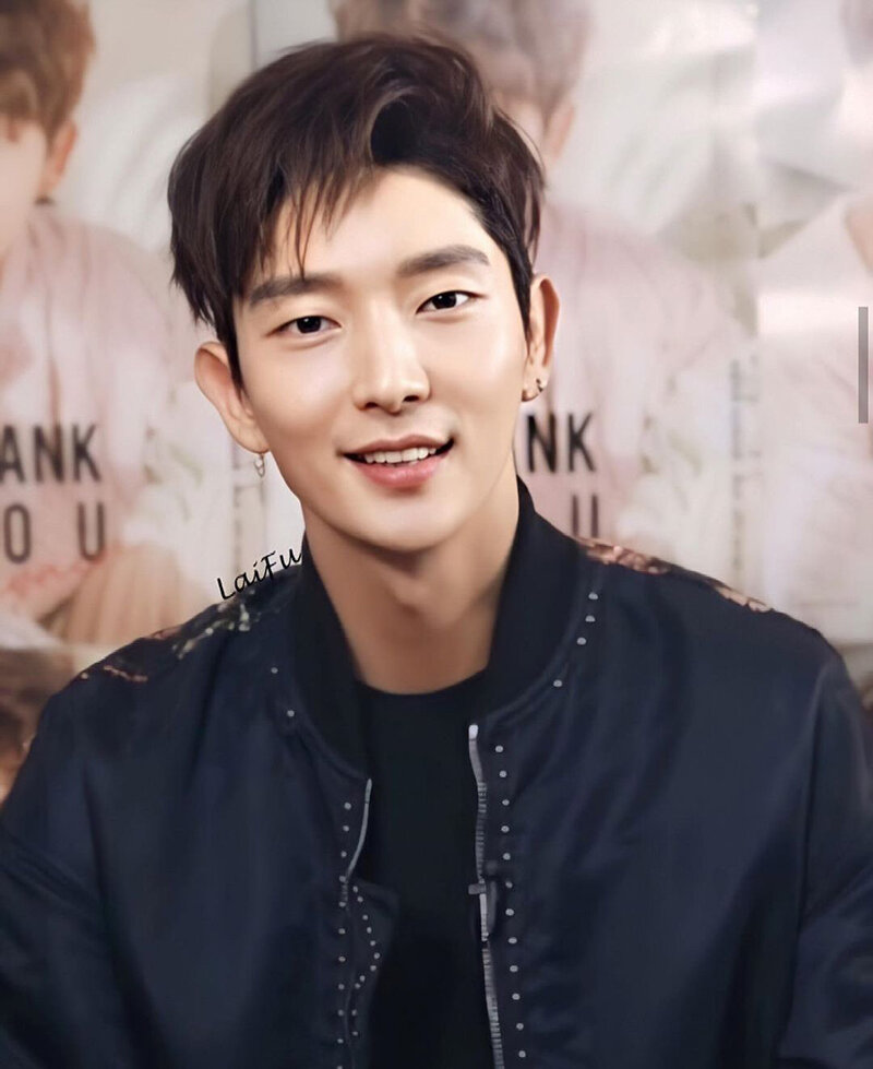 Ли Джун Ги - актер корейских сериалов, певец, модель