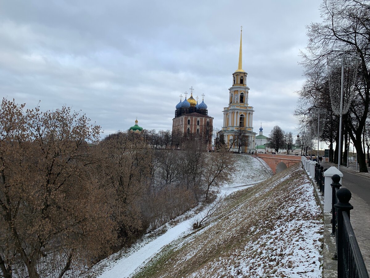 Есть в России три столицы - Москва, Рязань и Луховицы!