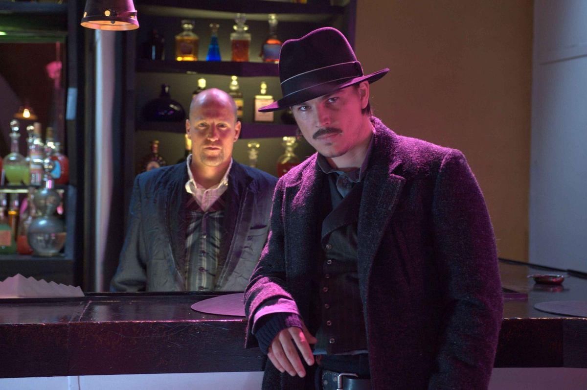 промо к фильму "Бунраку"