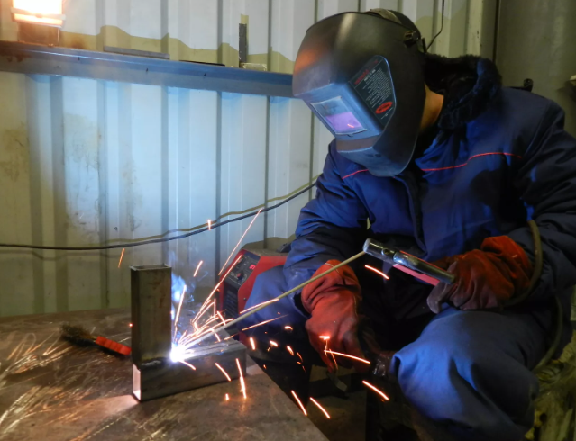 Сколько денег «съест» бытовая сварка, если сжечь пачку электродов ...