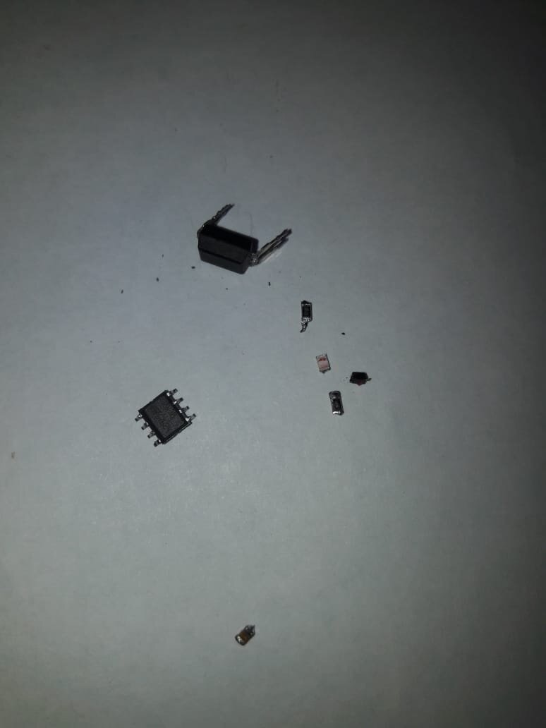 Кондесатор 47X50 куда-то закатился )))