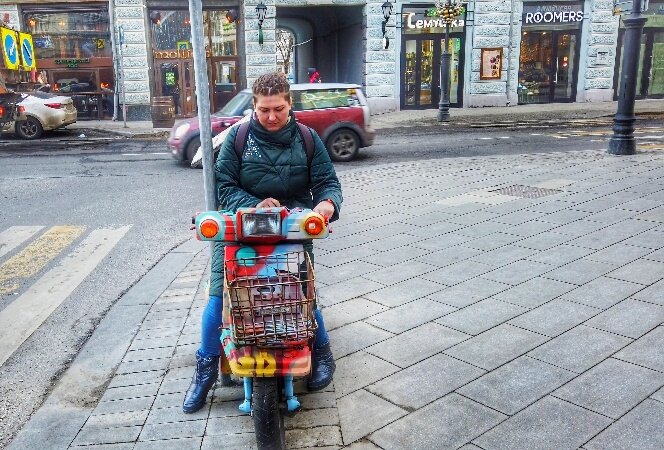 ФОТО С АВТОРОМ.  А может сразу в лето?