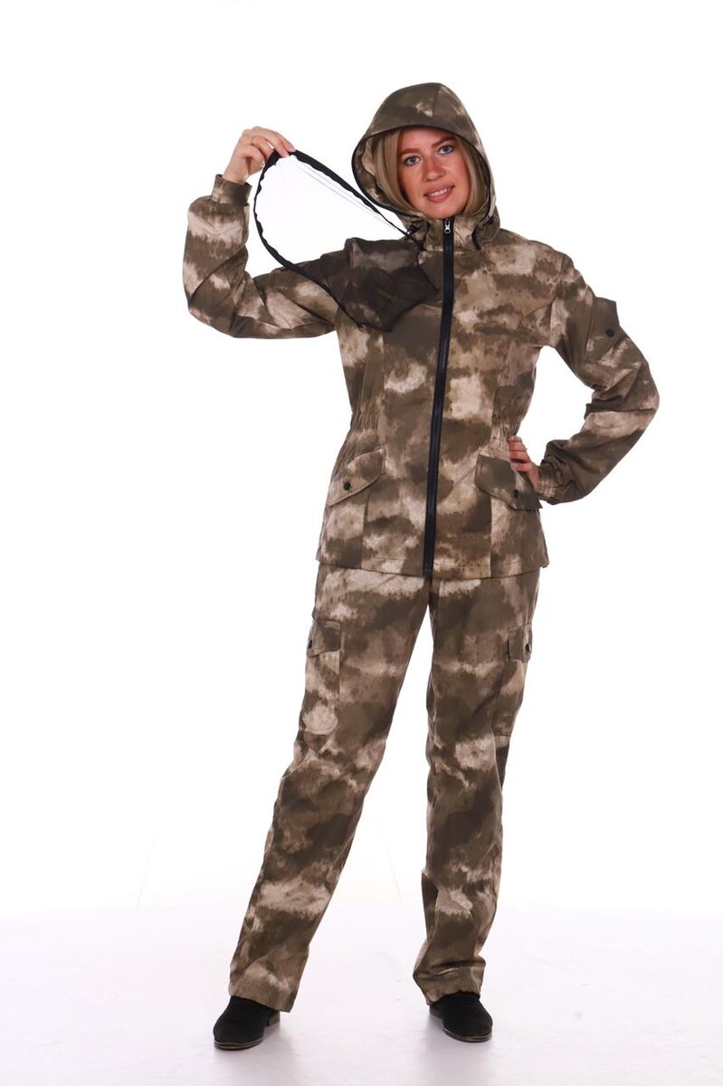 женский камуфляжный костюм