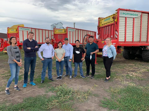 Делегация из Южной Кореи.