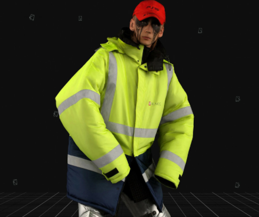 Куртка Balenciaga, напоминающая куртку строителя, вызвала немало споров даже среди поклонников бренда  