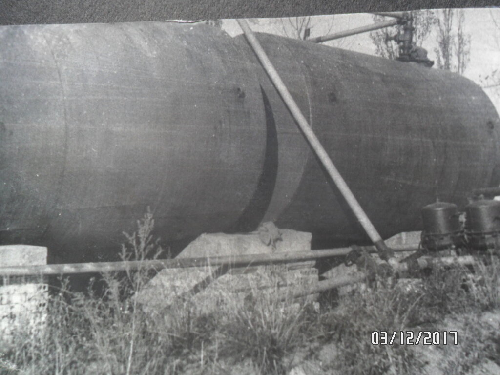 Эстакада для заправки топливозаправщиков 4 ёмкости по 25000 литров.