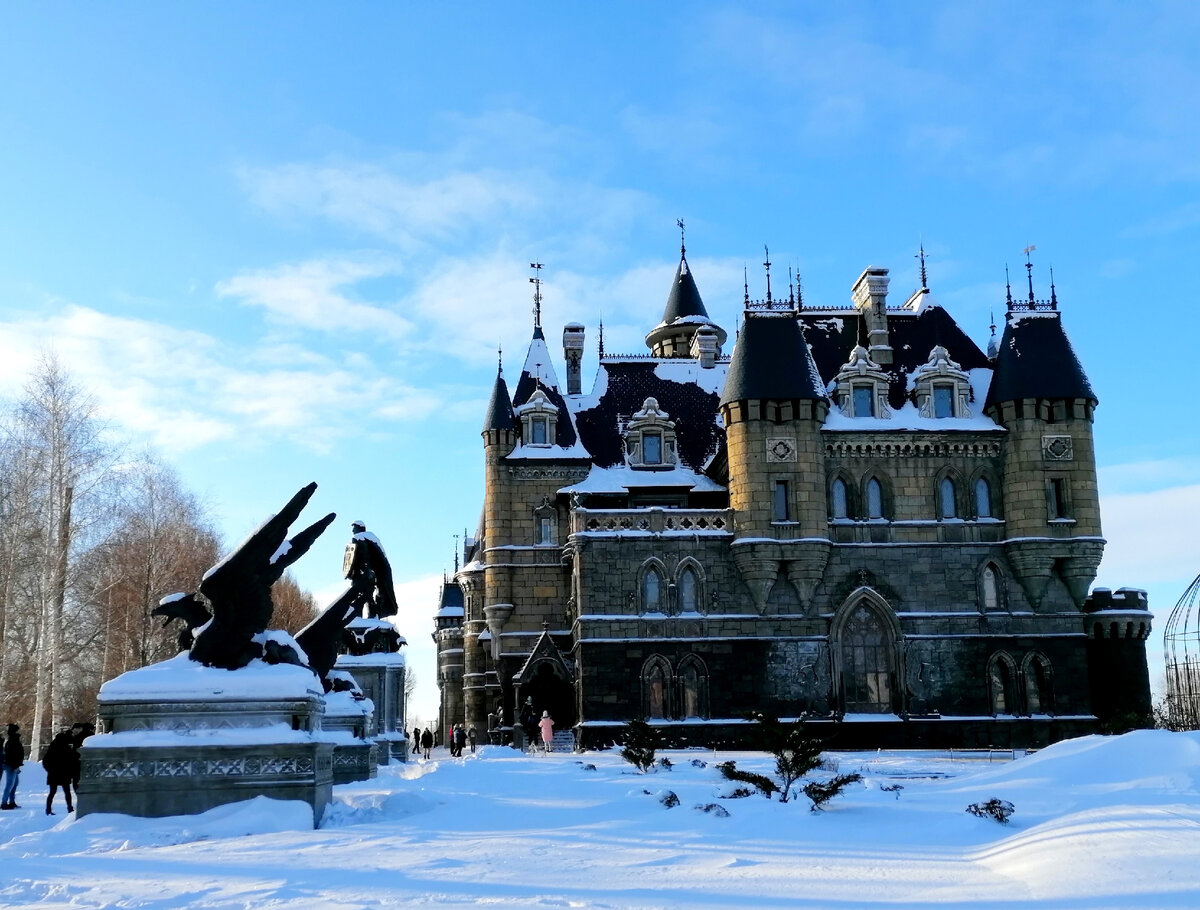 Личное фото. Вид издали