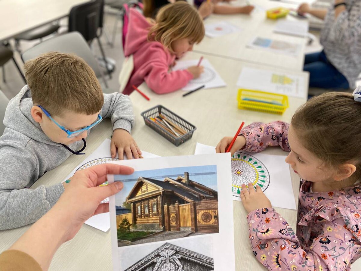 Листайте вправо, чтобы увидеть больше изображений