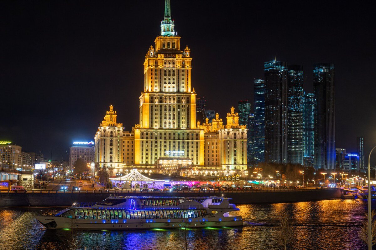 Снять номер в москве на новый год