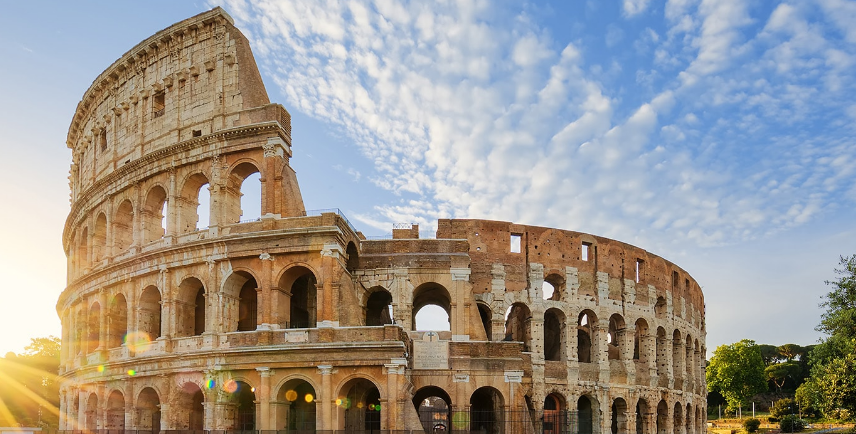 Рим является передовым деловым и экономическим центром современной Италии.