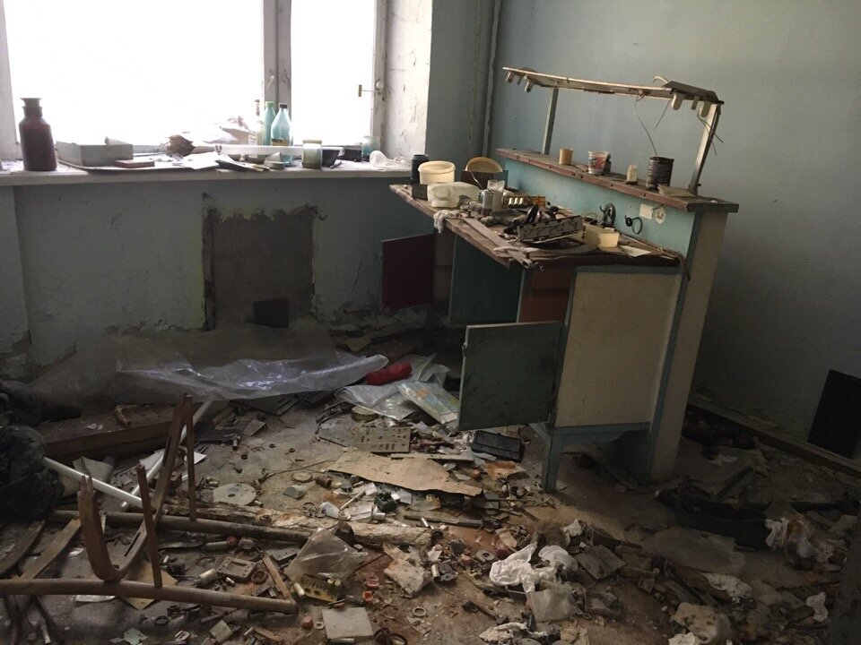 Внутри жилого помещения пожарной части